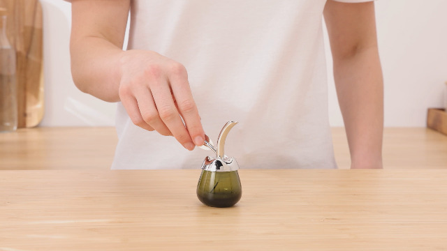 Alessi MSA32 FIOR D'OLIO OLIVE OIL TASTER, 18-10 steel, green